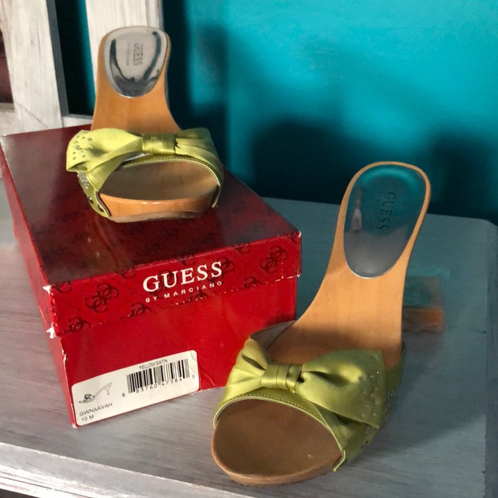 Women’s Size 10 Guess by Marciano Shoes
